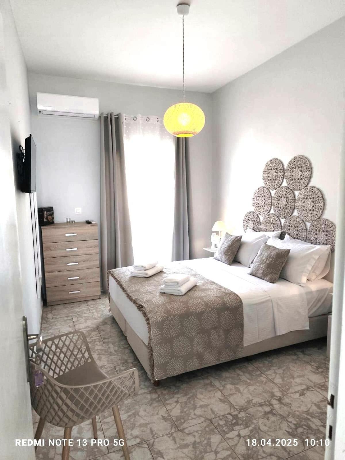 Libyan Anima Maisonette & Double Rooms Palaiochora Exterior photo